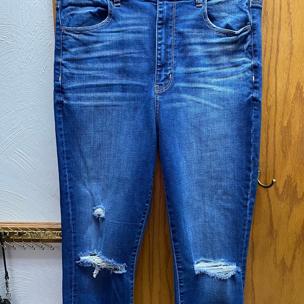 American Eagle highest rise jegging.